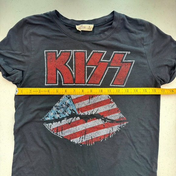 Hollister KISS Band American Flag Lips Graphic T Shirt Charcole Black Medium - Picture 5 of 7